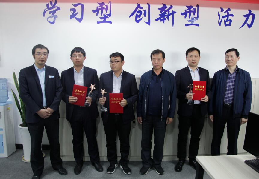 dbbc7a4b6b838f577f49a9ee2170b477.jpg 04.jpg